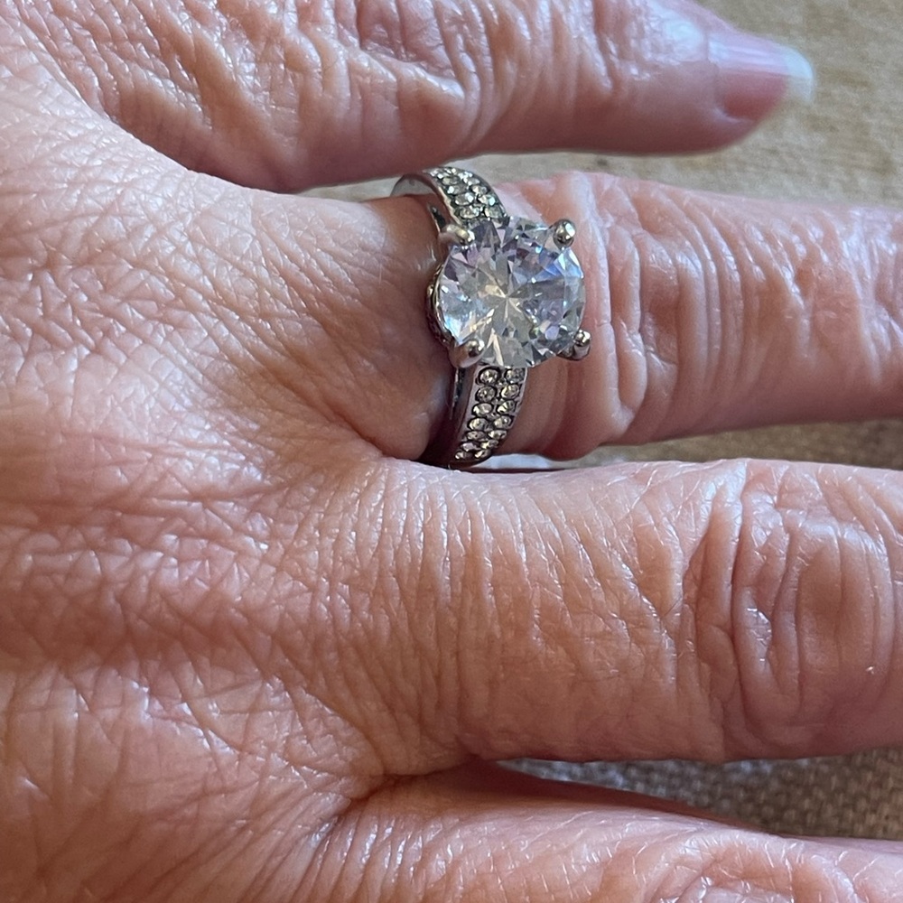 CZ ring - Picture 5 of 5